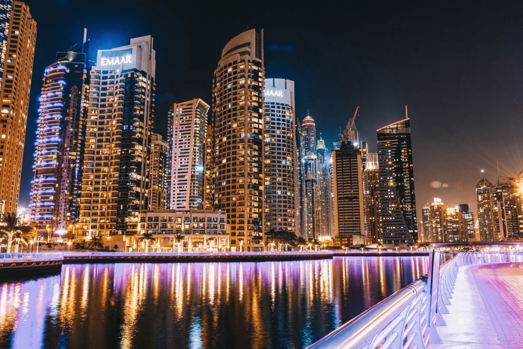 Buy luxury apartment in Dubai with maximum luxuries and amenities